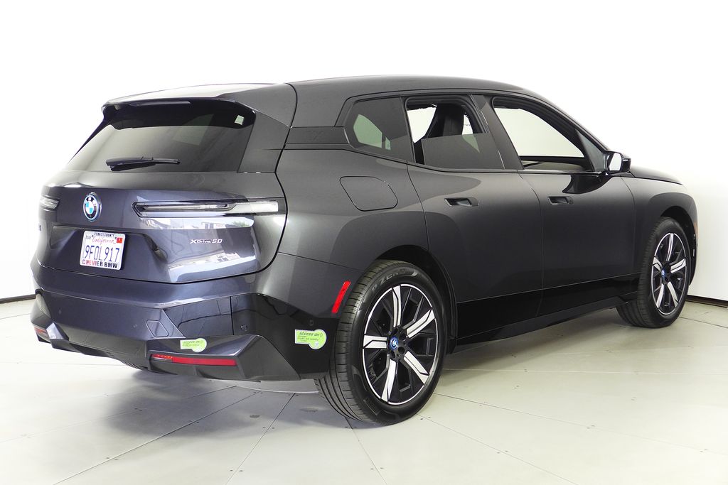 Thumbnail: 2023 BMW iX - 6