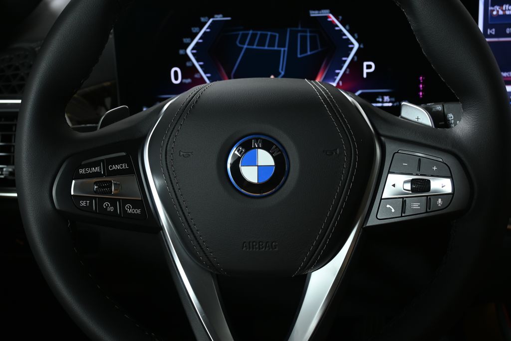 Thumbnail: 2026 BMW X5 - 18