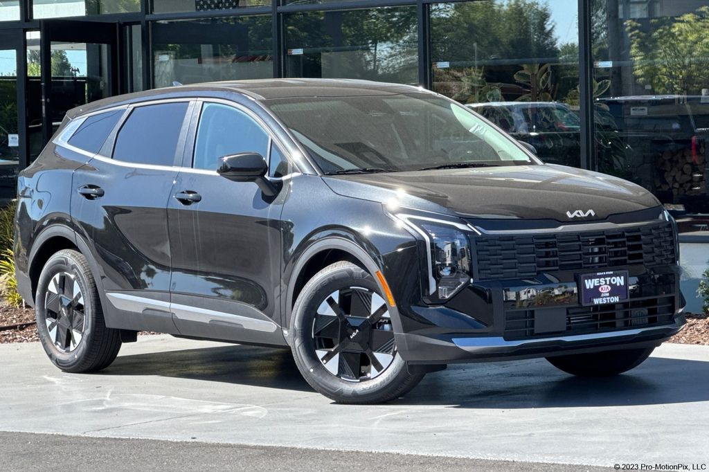 new 2026 Kia Sportage Hybrid car, priced at $30,558
