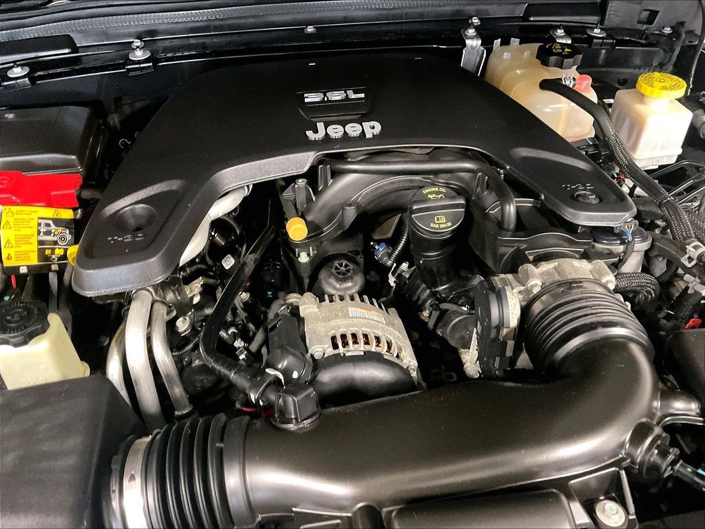 2021 Jeep Gladiator — photo 34