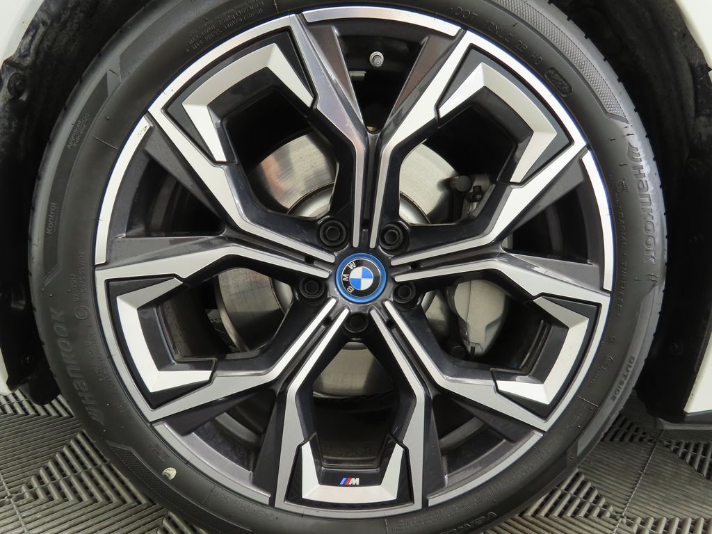 2022 BMW i4 eDrive40 30