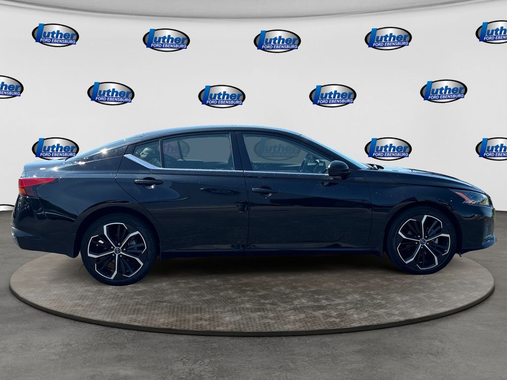 2024 Nissan Altima 2.5 SR Black at Bob Ruth Ford