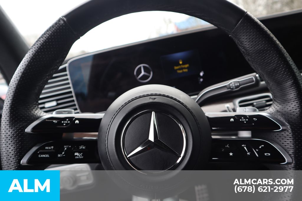 Used 2024 Black Mercedes-Benz GLS 580 image 30