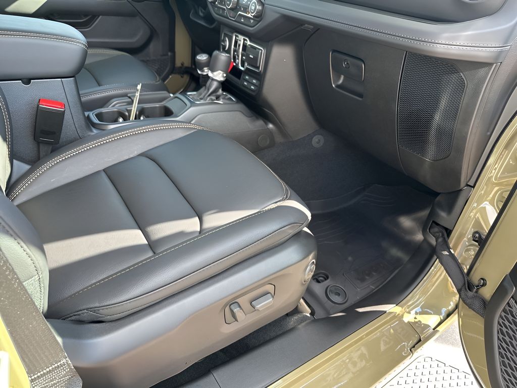 New Car 2025 Jeep Gladiator  For Sale Under $40,000 In Austin, Texas