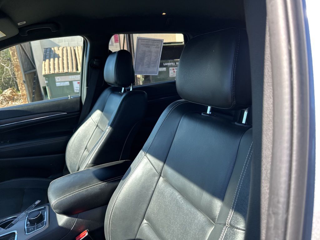 Used Car 2017 Jeep Grand Cherokee  Limited For Sale Under $20,000 In Austin, Texas