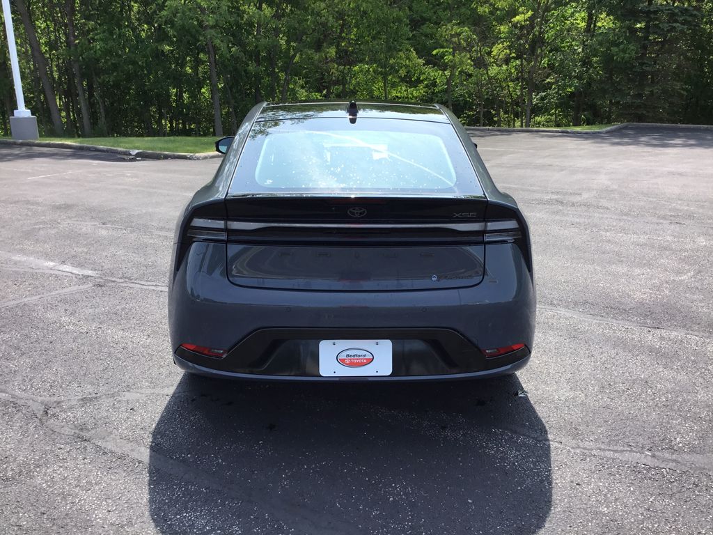 2024 Toyota Prius Prime Premium 4