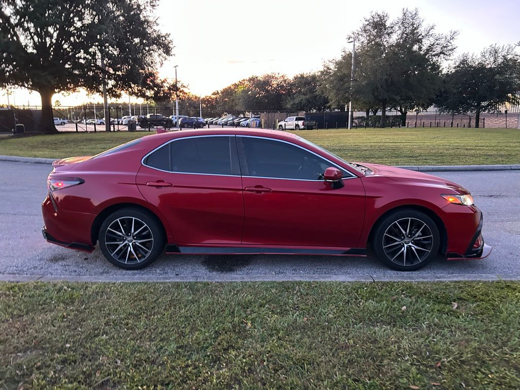 Thumbnail: 2021 Toyota Camry - 6