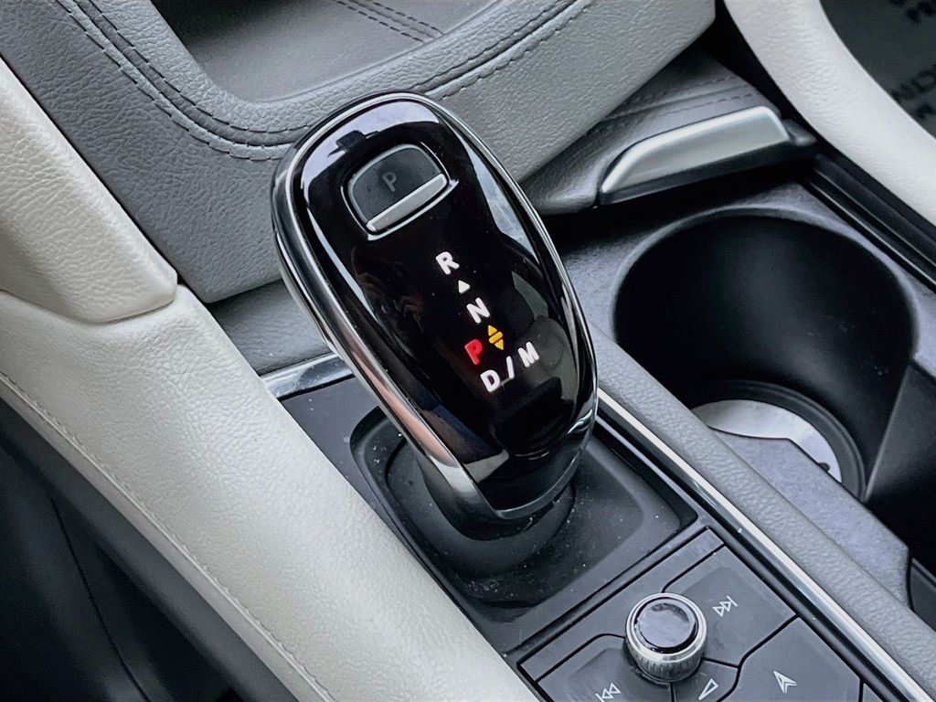 2023 Cadillac XT5 Premium Luxury Silver at North Houston Mitsubishi