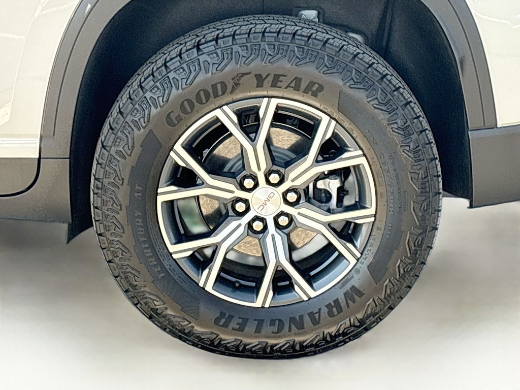 Thumbnail: 2026 GMC Acadia - 31