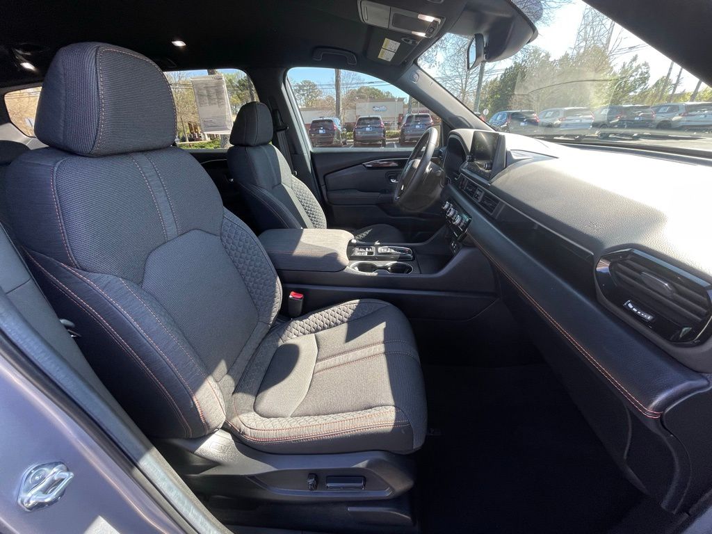 Thumbnail: 2025 Honda Pilot - 31