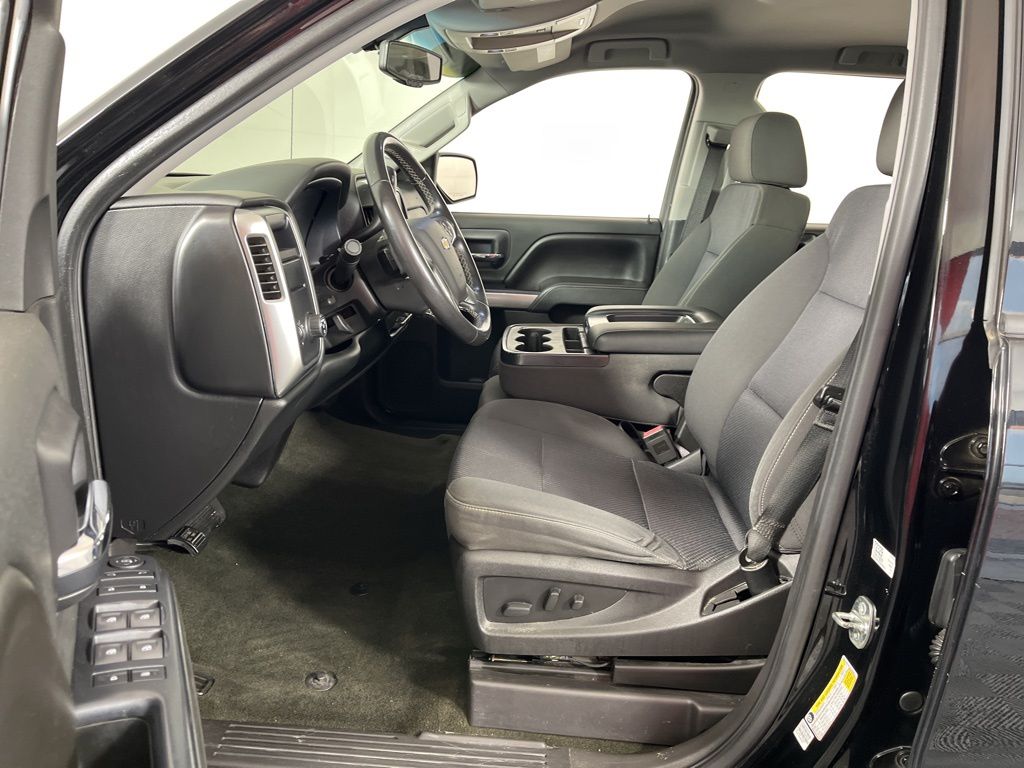 Thumbnail: 2017 Chevrolet Silverado 1500 - 25