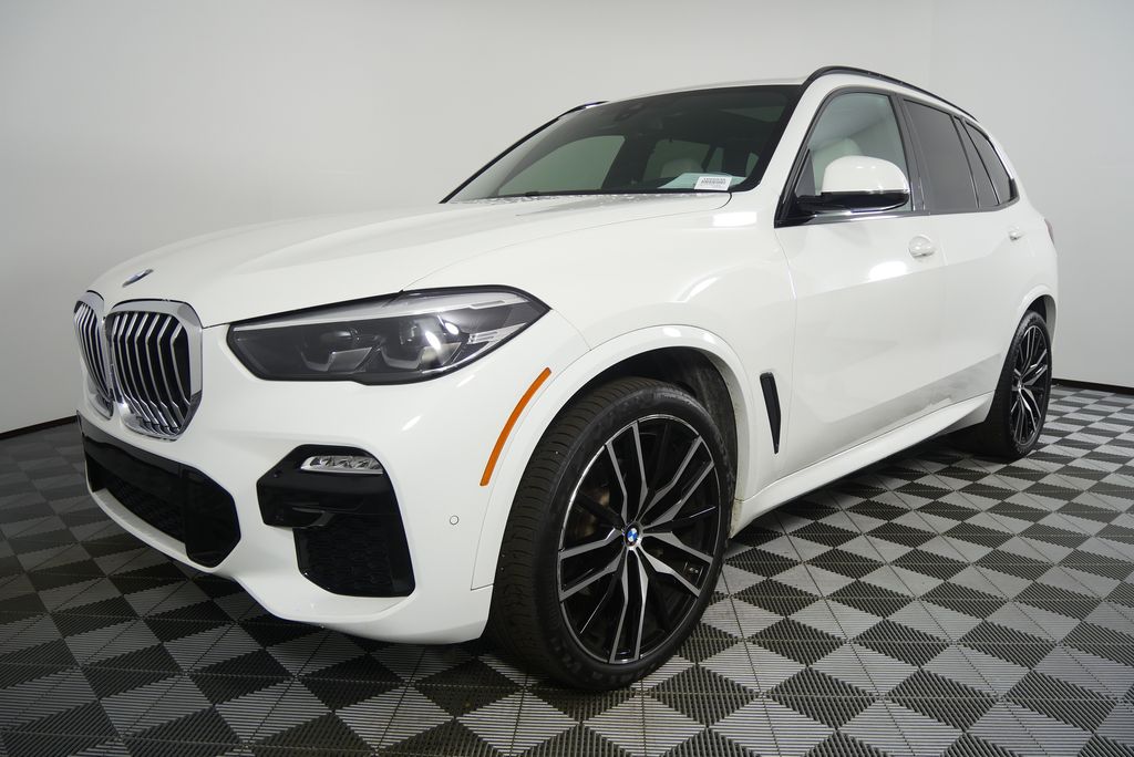 Thumbnail: 2021 BMW X5 - 8
