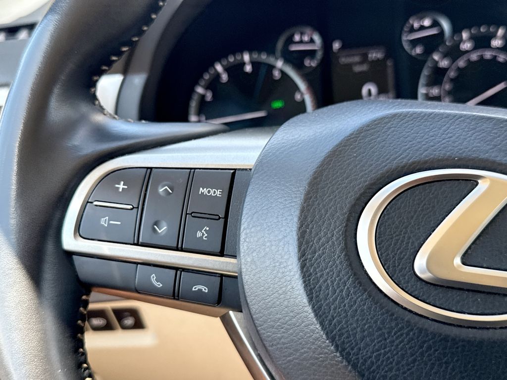 Thumbnail: 2023 Lexus GX - 26