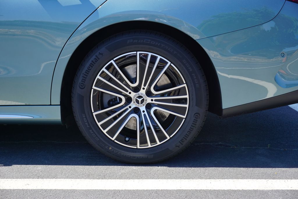 2025 Mercedes-Benz E-Class E 450 11