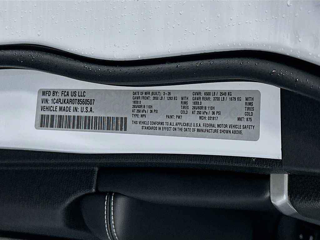 New 2026 White/off-white Jeep Laredo Altitude image 19