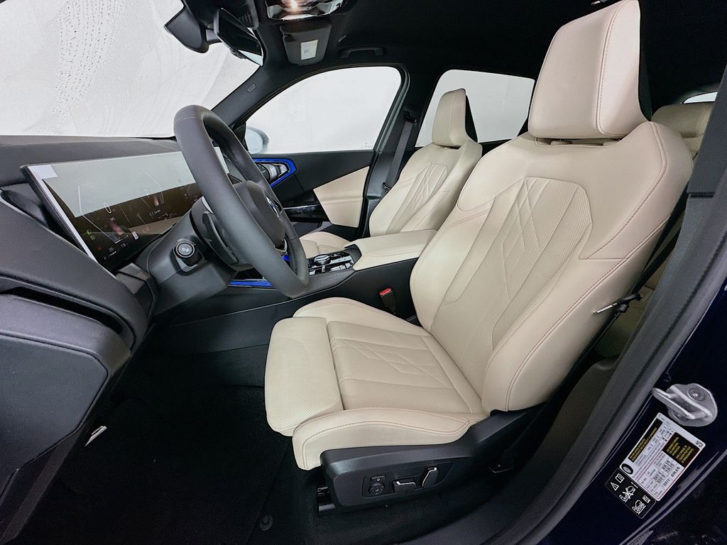 Thumbnail: 2026 BMW X3 - 16