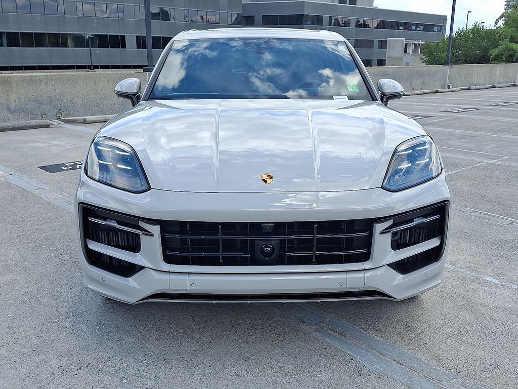 Thumbnail: 2025 Porsche Cayenne - 6