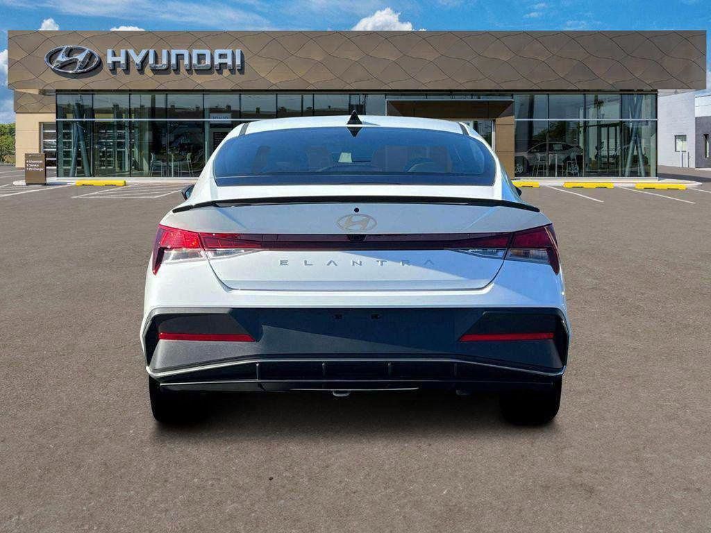 New 2025 Hyundai Elantra SEL Sport New 2025 Hyundai Elantra SEL Sport