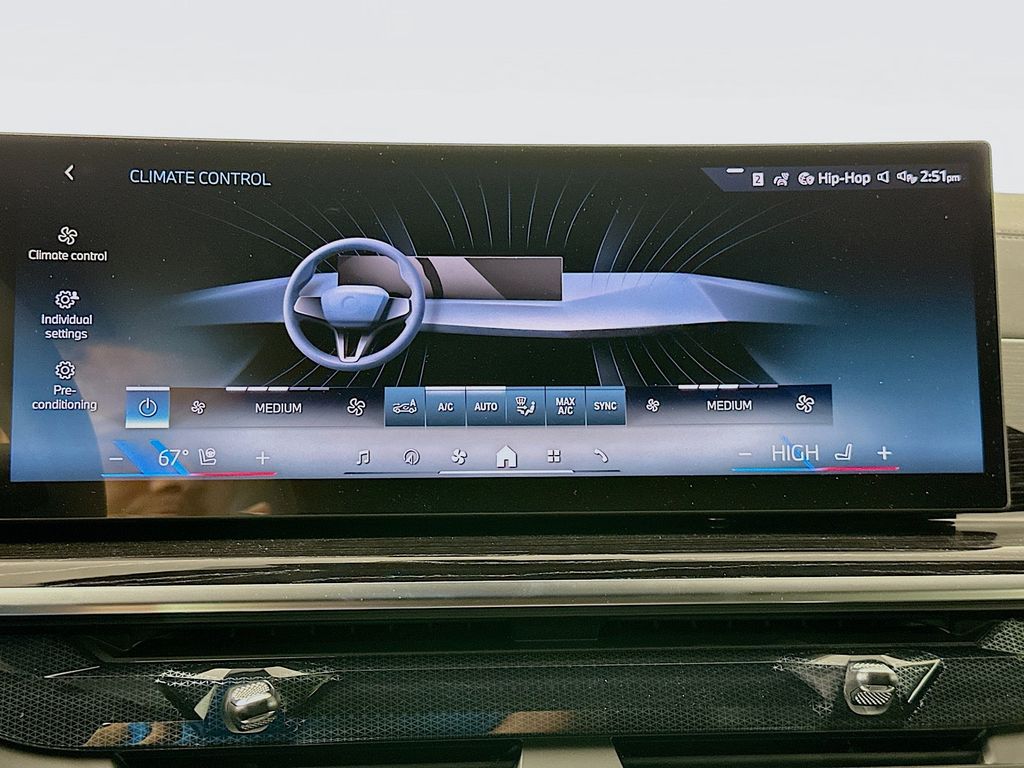 Thumbnail: 2026 BMW X5 - 14