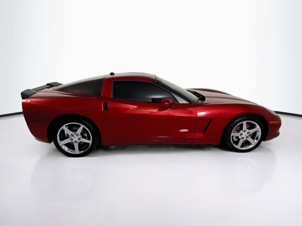 Thumbnail: 2005 Chevrolet Corvette - 4