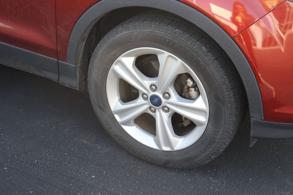 2014 Ford Escape S 5