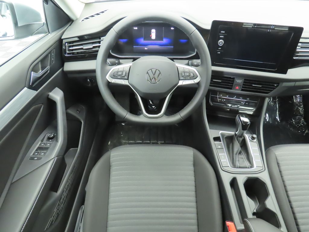 Thumbnail: 2025 Volkswagen Jetta - 10