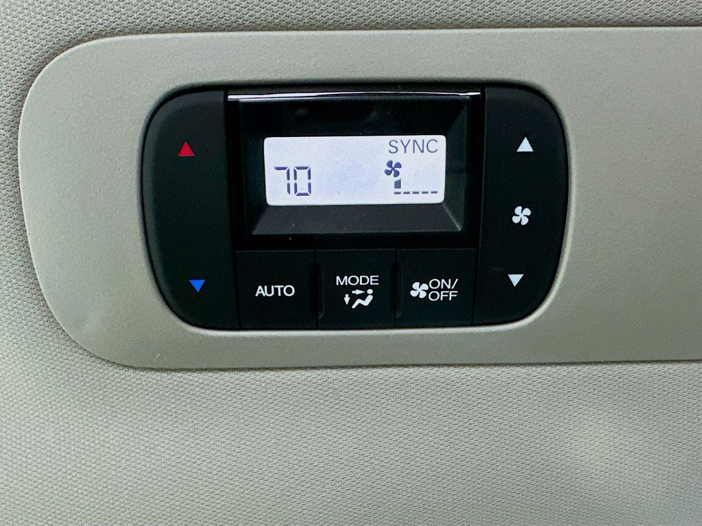 Thumbnail: 2026 Honda Odyssey - 17