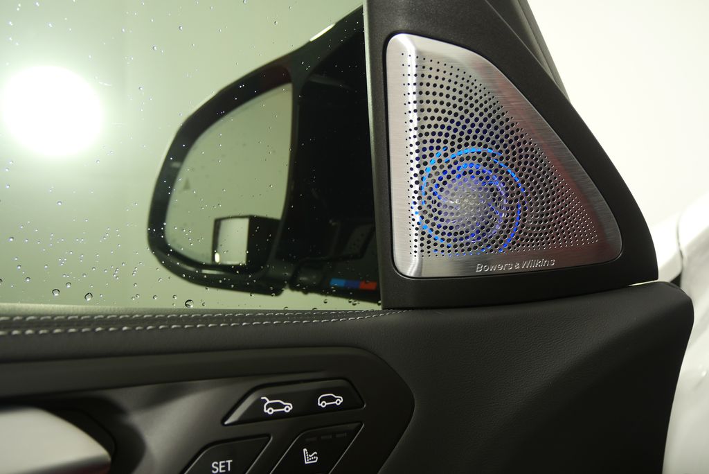 Thumbnail: 2025 BMW X6 - 11