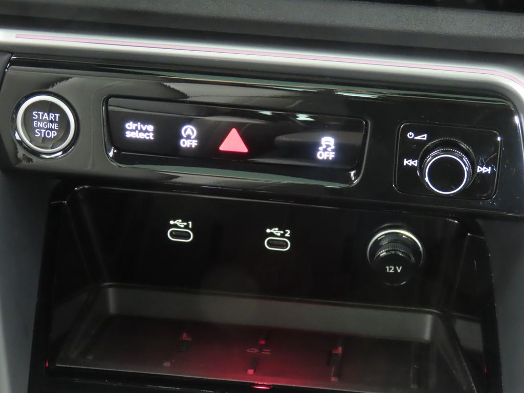 Thumbnail: 2025 Audi Q5 - 19