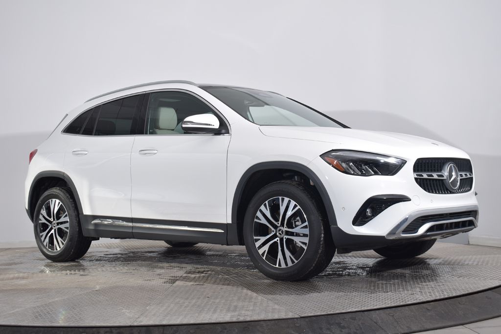 Thumbnail: 2026 Mercedes-Benz GLA - 9