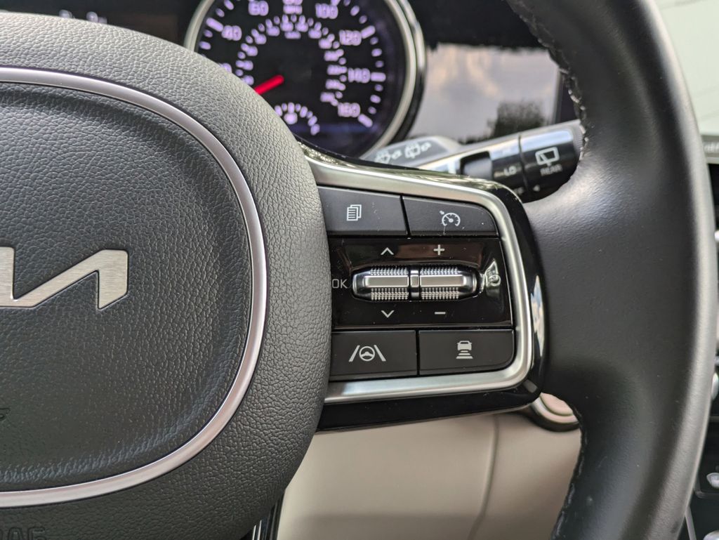 2024 Kia Carnival MPV EX