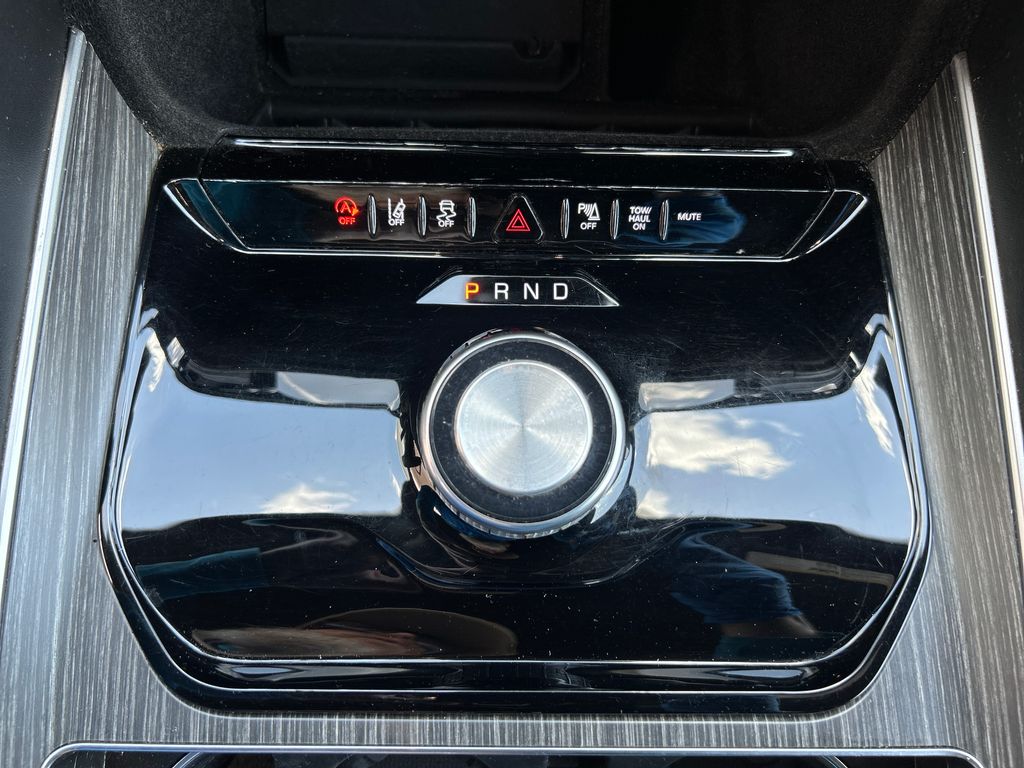 2024 Jeep Wagoneer L Series II RWD SUV