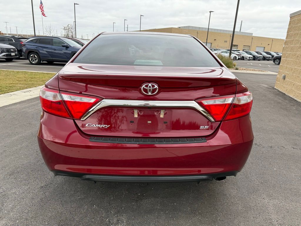 Thumbnail: 2016 Toyota Camry - 5