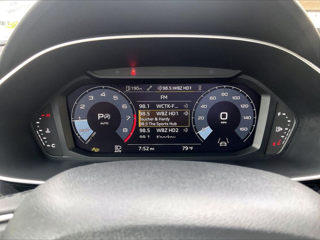 2025 Audi Q3 — photo 24