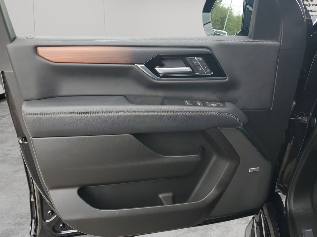 Used Car 2025 Gmc Yukon  Denali For Sale Under $70,000 In Austin, Texas