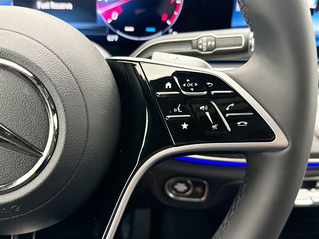 Thumbnail: 2026 Mercedes-Benz GLE - 12