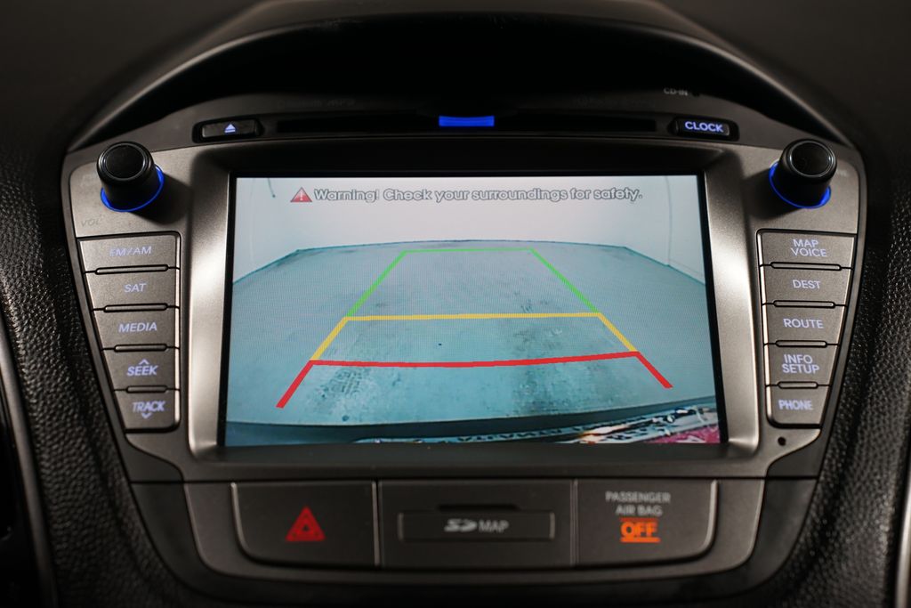 Thumbnail: 2015 Hyundai Tucson - 18