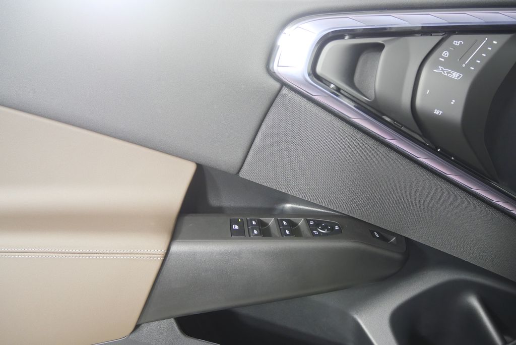 Thumbnail: 2025 BMW X3 - 8