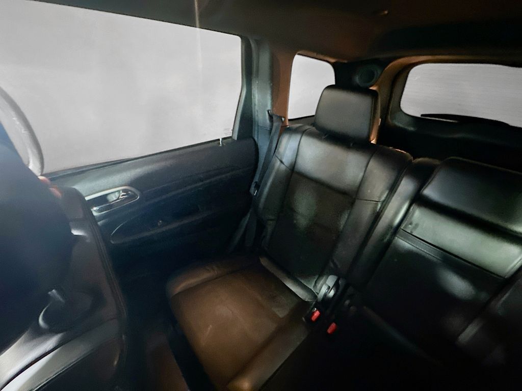 Used 2019 Gray Jeep Altitude image 12