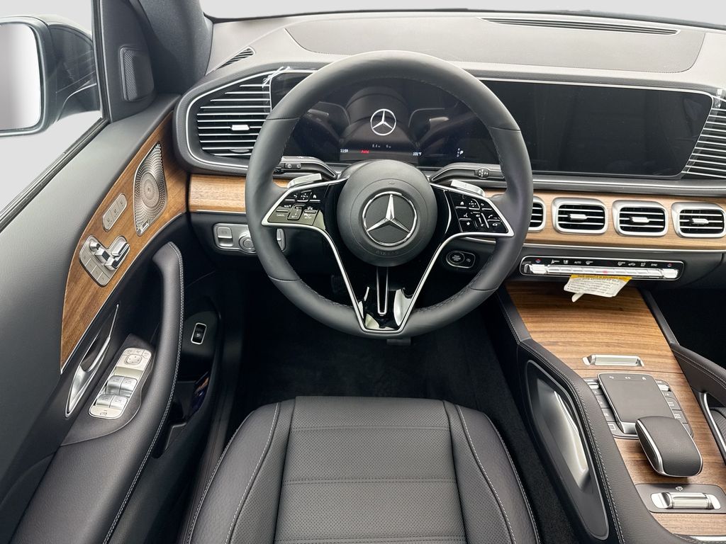 Thumbnail: 2026 Mercedes-Benz GLE - 11