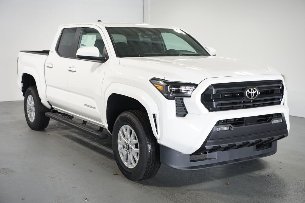 Thumbnail: 2025 Toyota Tacoma - 3