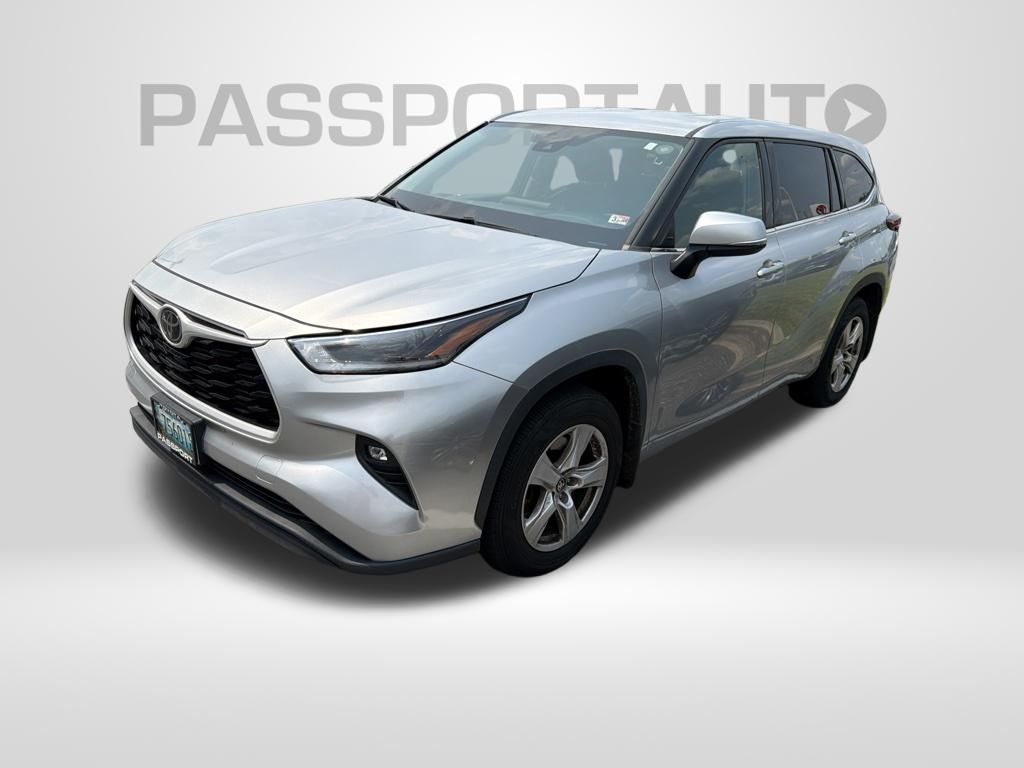 Celestial Silver Metallic 2021 Toyota Highlander SUV / Crossover All-Wheel Drive Automatic