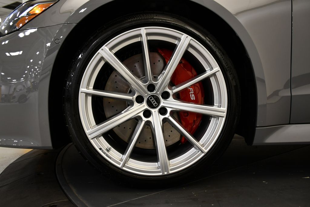 Thumbnail: 2026 Audi RS 7 - 12