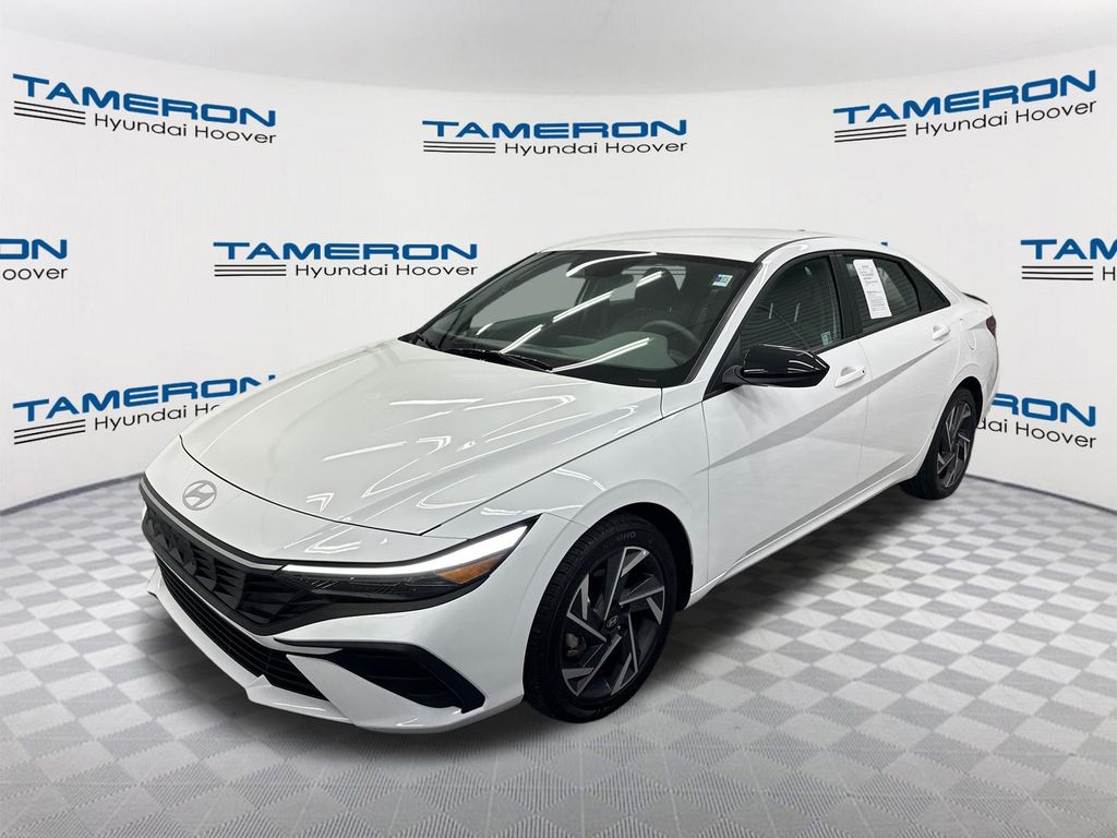 2025 Hyundai Elantra SEL Sport FWD