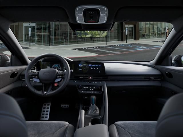 2025 Hyundai Elantra Base 11
