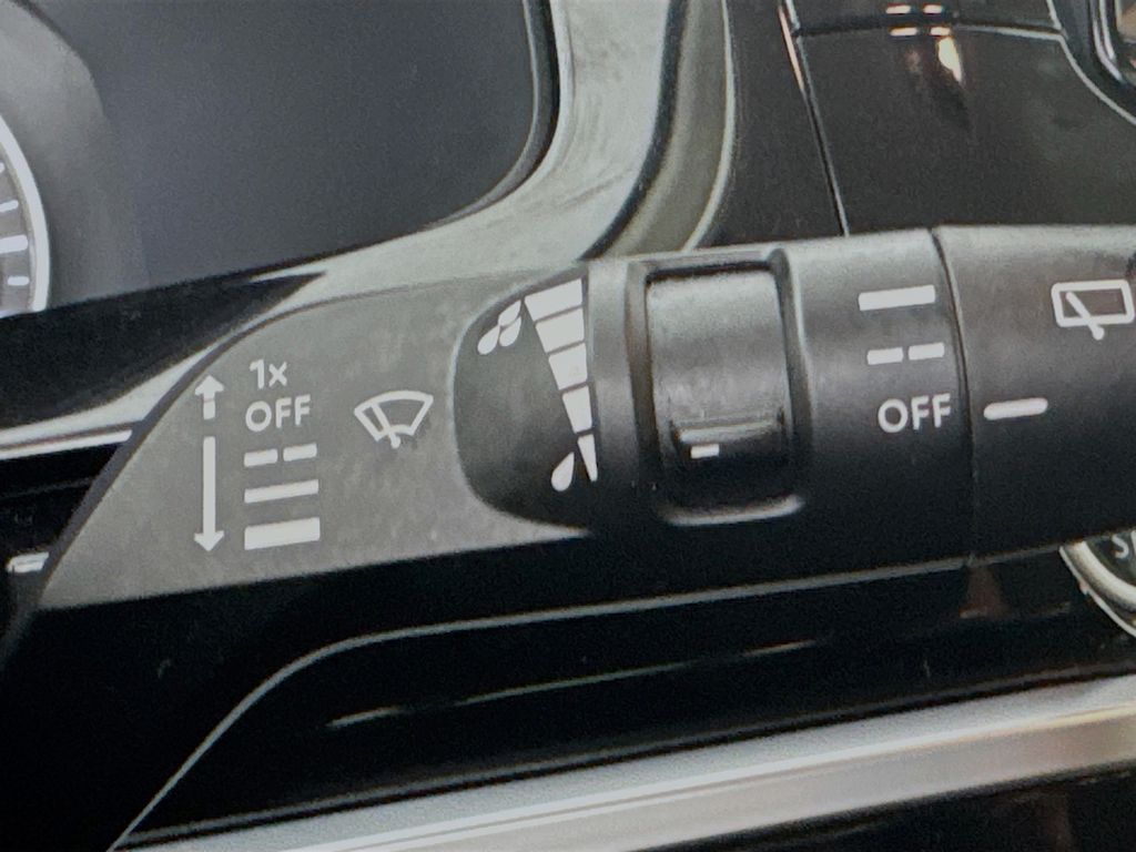 Used Car 2024 Nissan Pathfinder  Sv For Sale Under $30,000 In Austin, Texas
