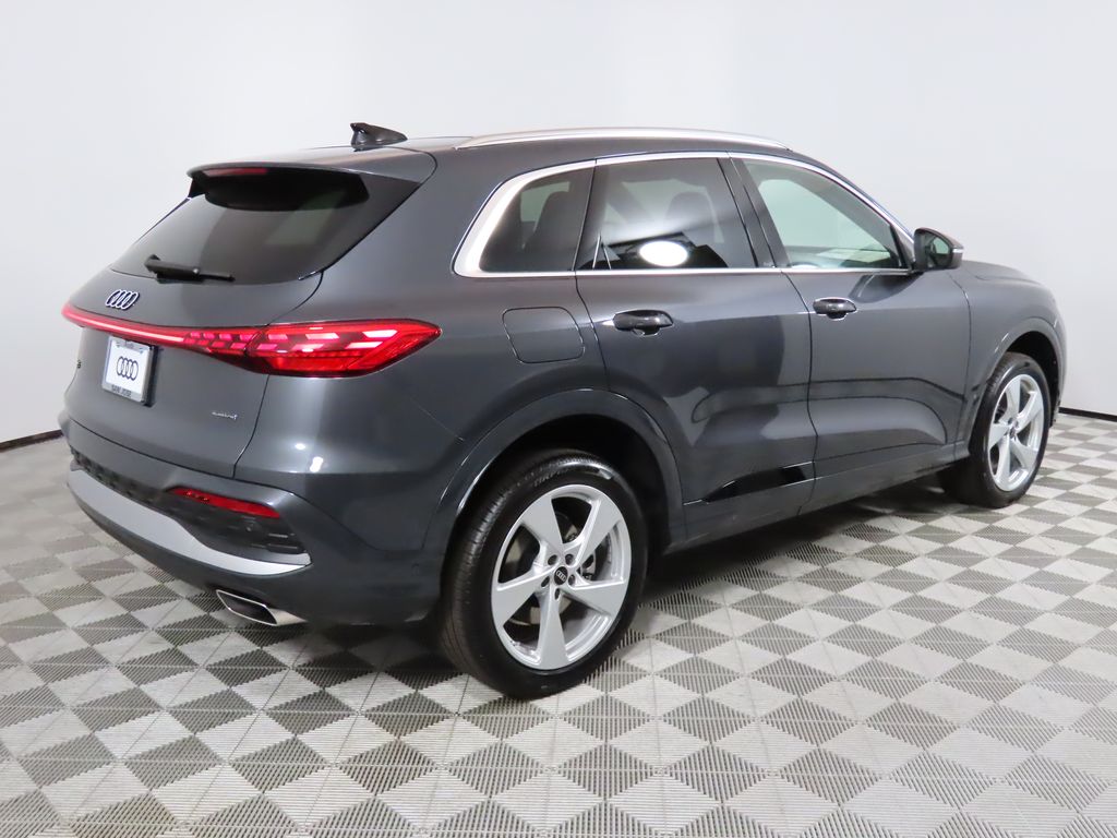 Thumbnail: 2025 Audi Q5 - 5