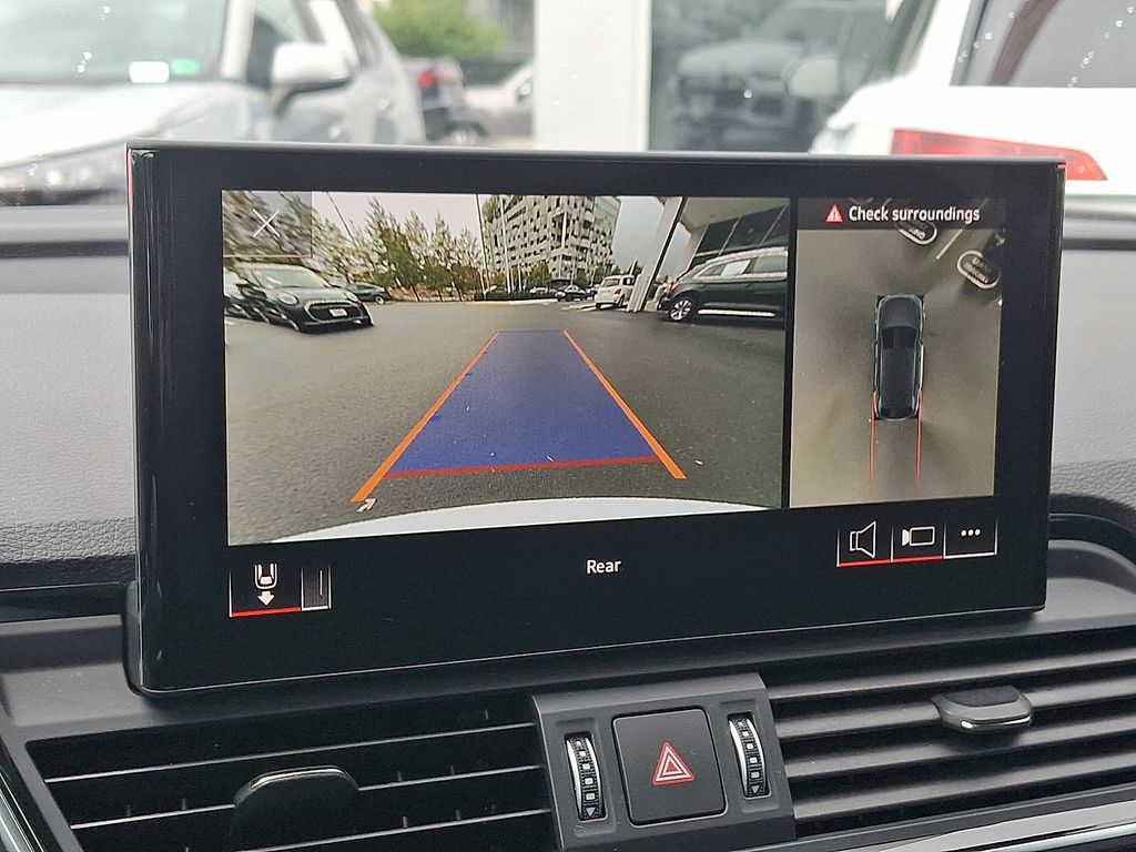 Thumbnail: 2022 Audi Q5 - 18