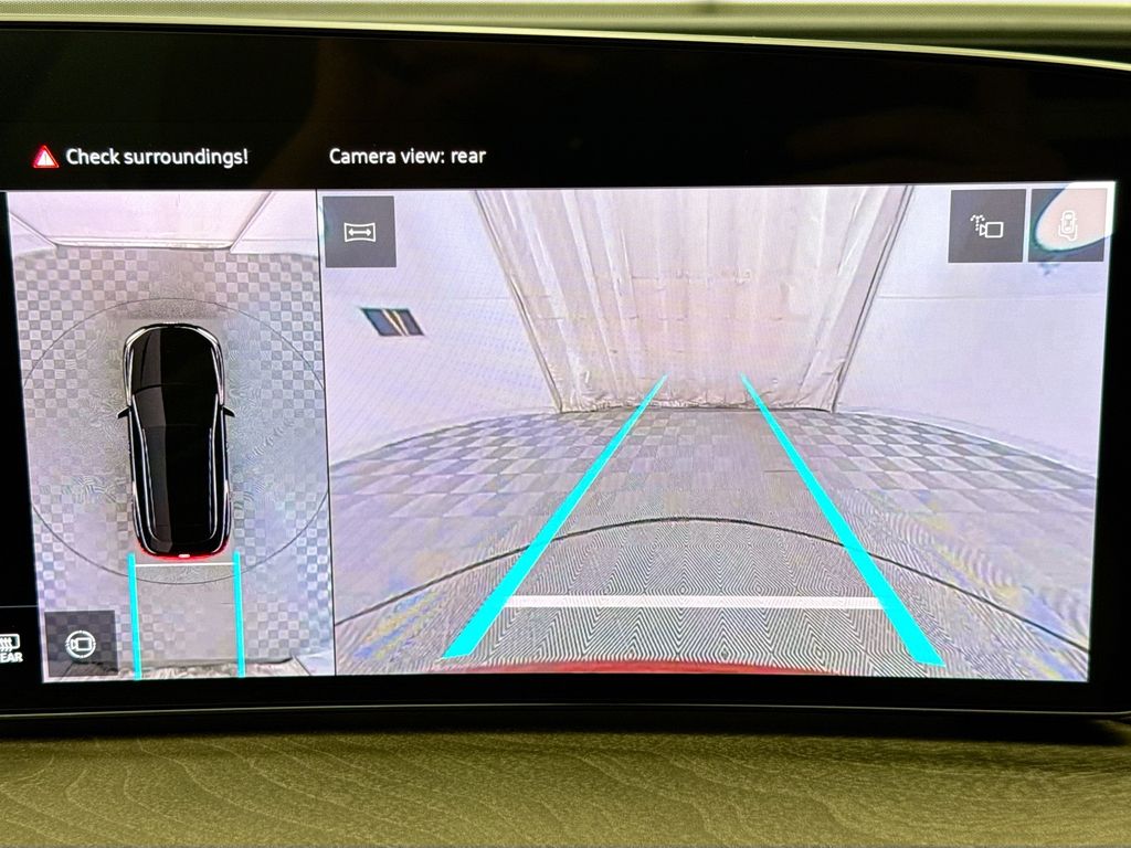 Thumbnail: 2025 Audi Q5 - 15