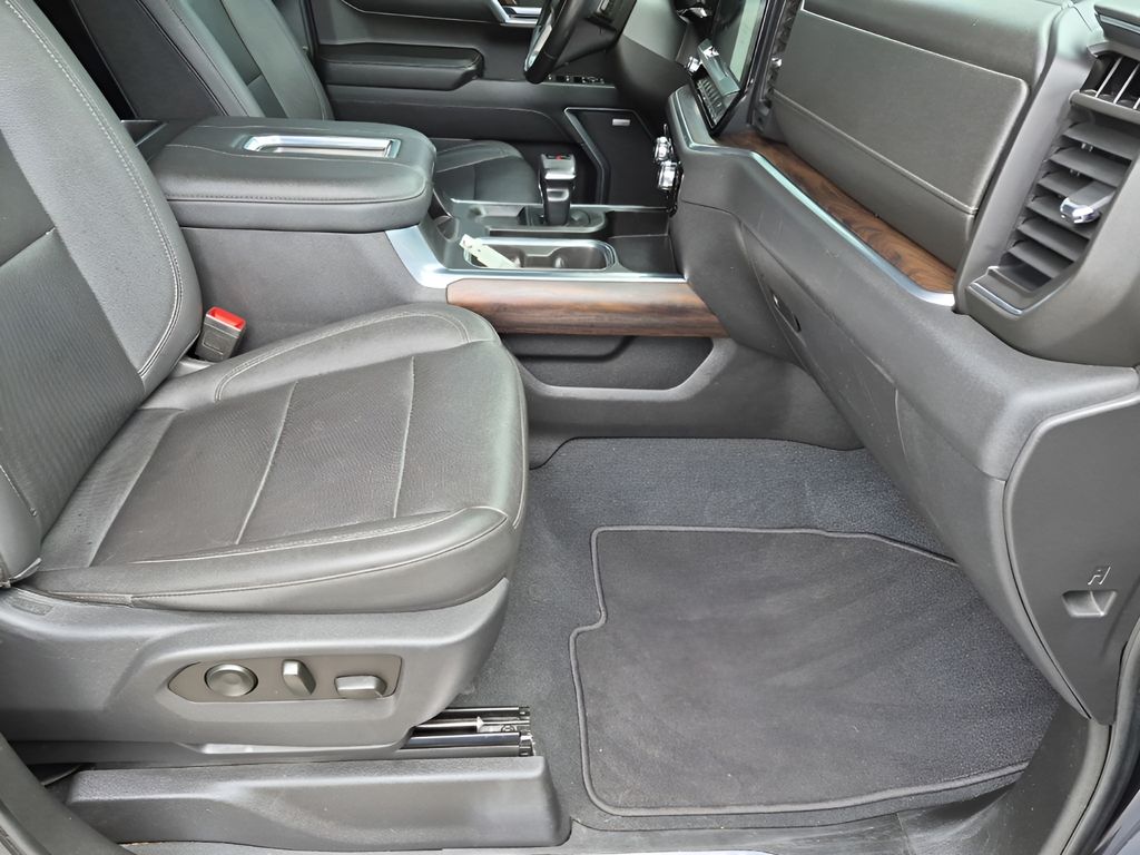Used Car 2022 Gmc Sierra 1500  Slt For Sale Under $40,000 In Austin, Texas